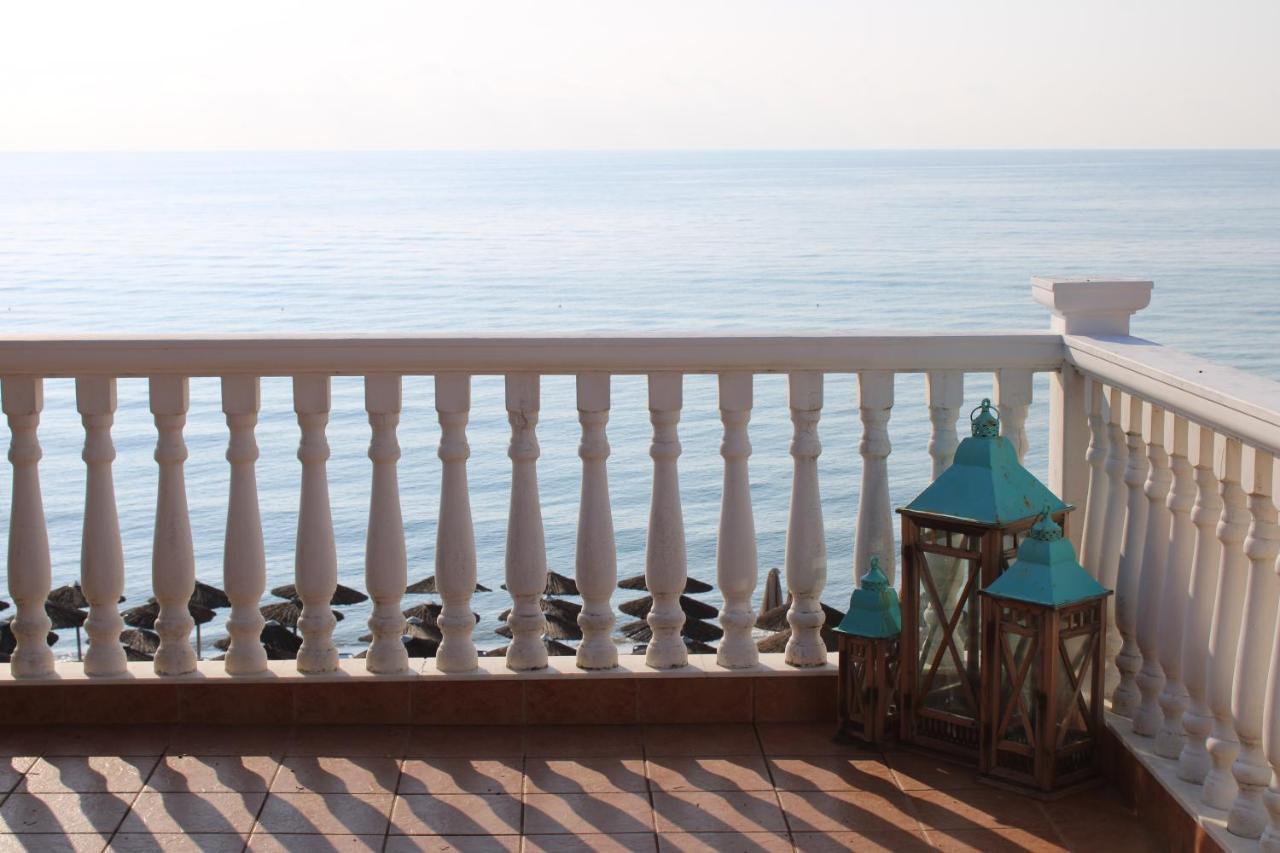 Olympic Beach Rooms Exterior foto