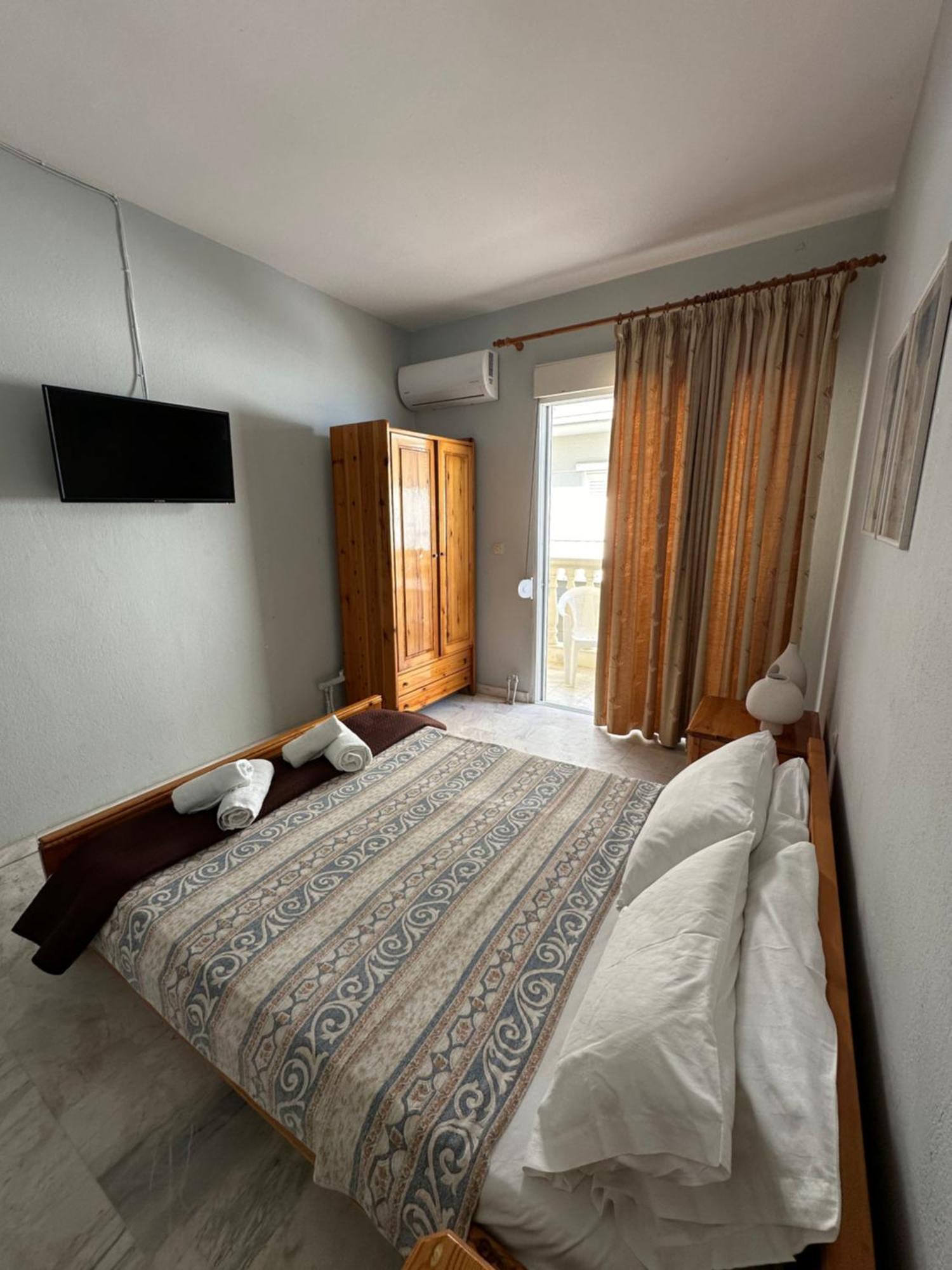 Olympic Beach Rooms Exterior foto