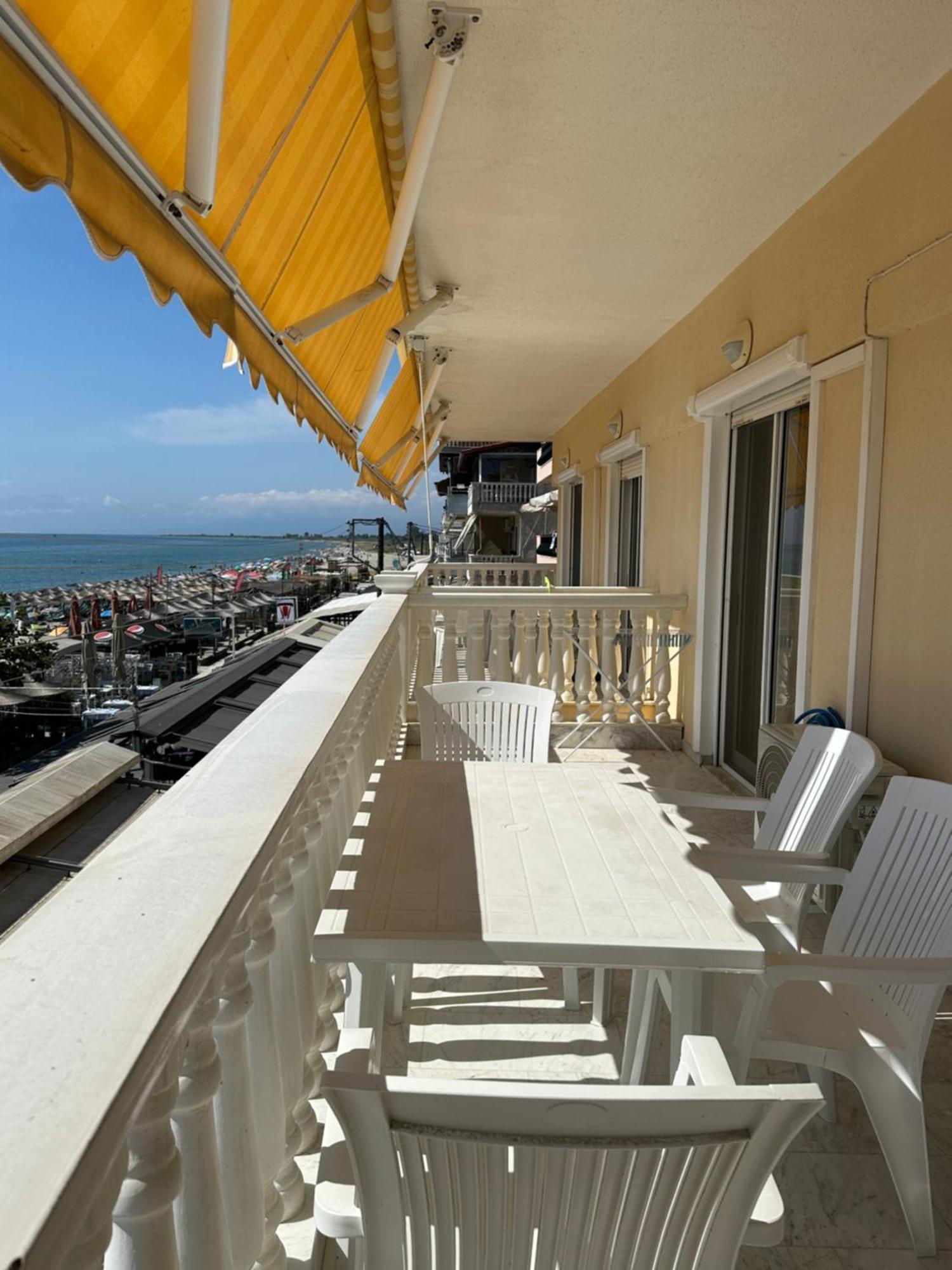Olympic Beach Rooms Exterior foto